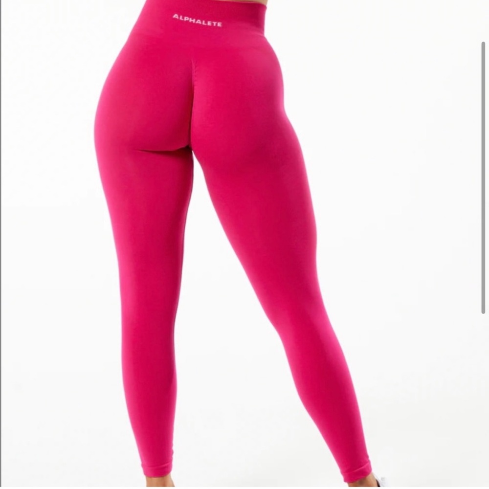 XS PINK AMPLIFY LEGGINGS BY ALPHALETE